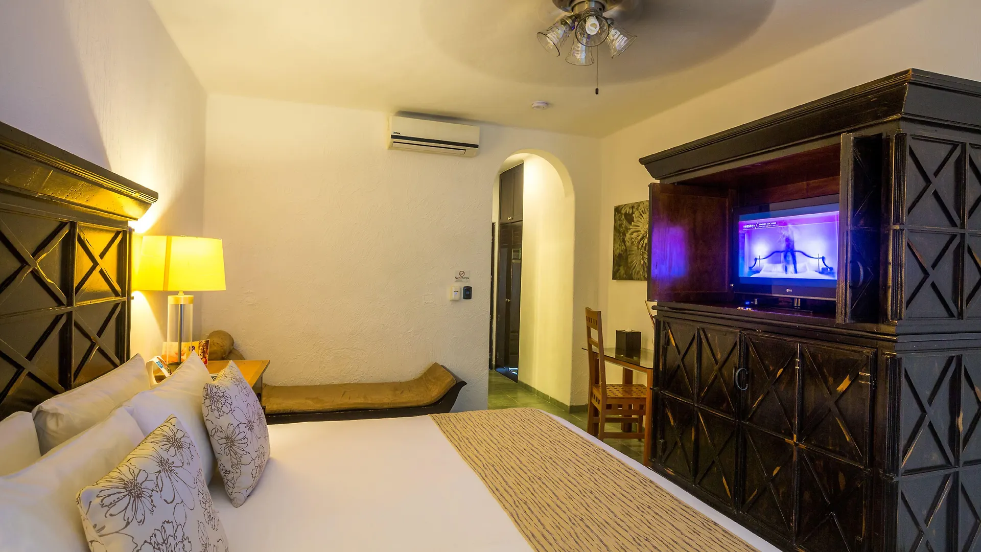 Hacienda Paradise Hotel Playa del Carmen